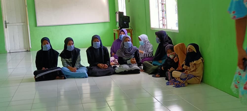 Educational Support for Orphanages During the Covid-19 Pandemic